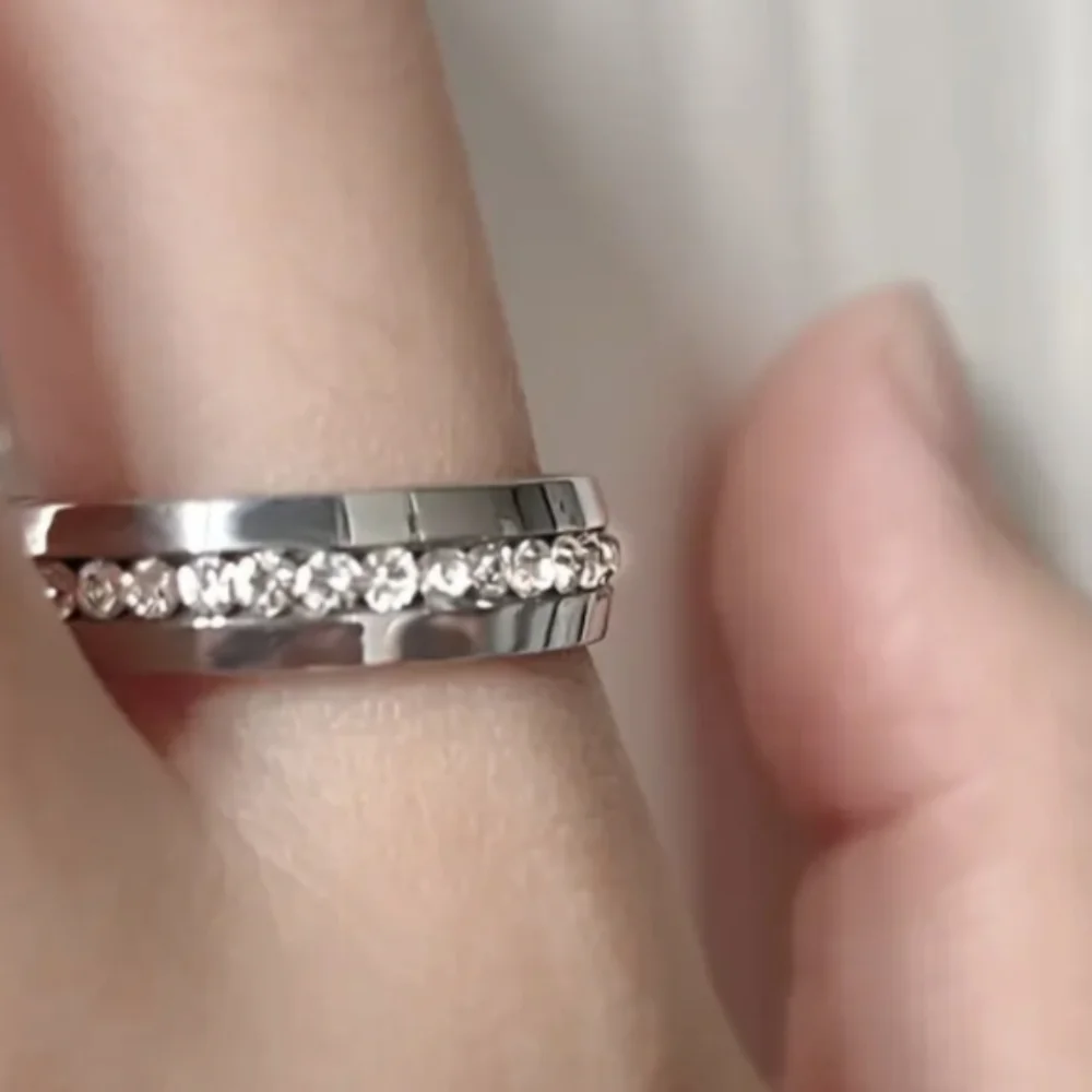 Titanium Band Ring w/clear CZ Channel Set All The Way Around Sz.10 NWT UNISEX